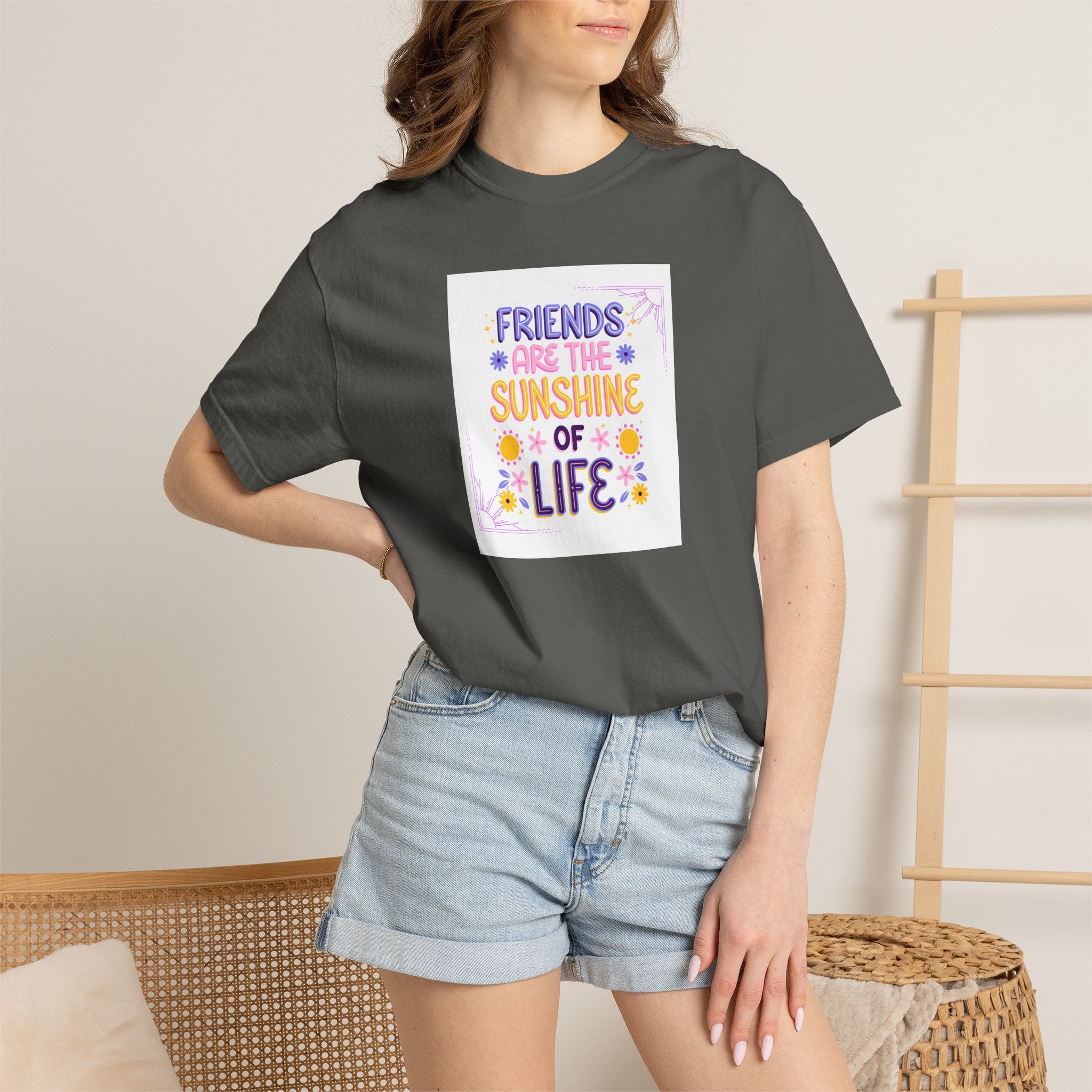 T-Shirt — "Friends Are the Sunshine of Life" Floral Graphic Tee