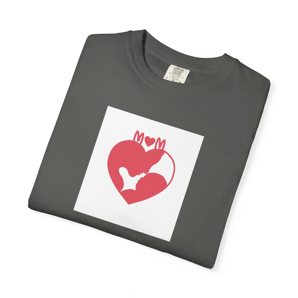 Mom Heart Cat T-Shirt – Cute Pet Mom Graphic Tee