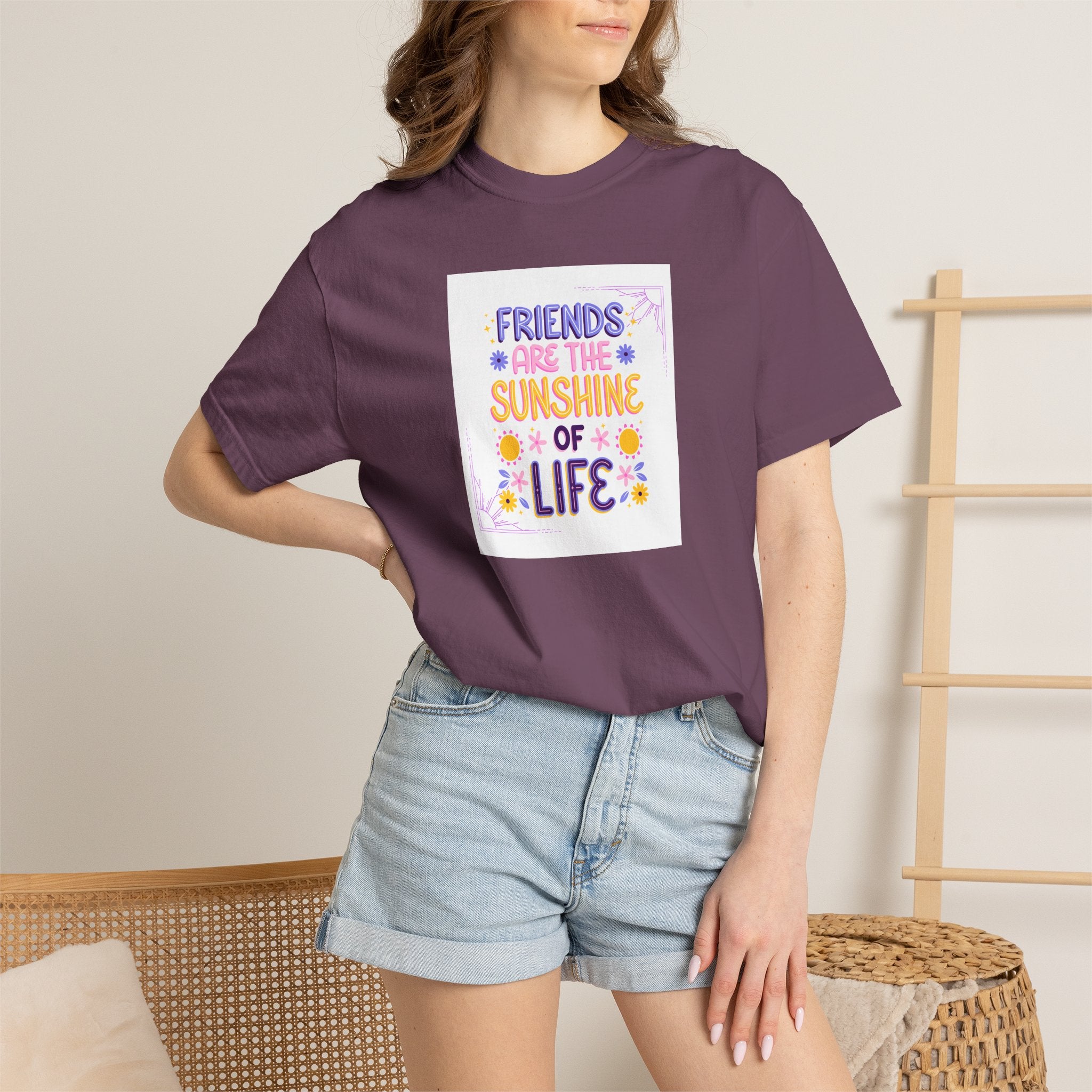 T-Shirt — "Friends Are the Sunshine of Life" Floral Graphic Tee