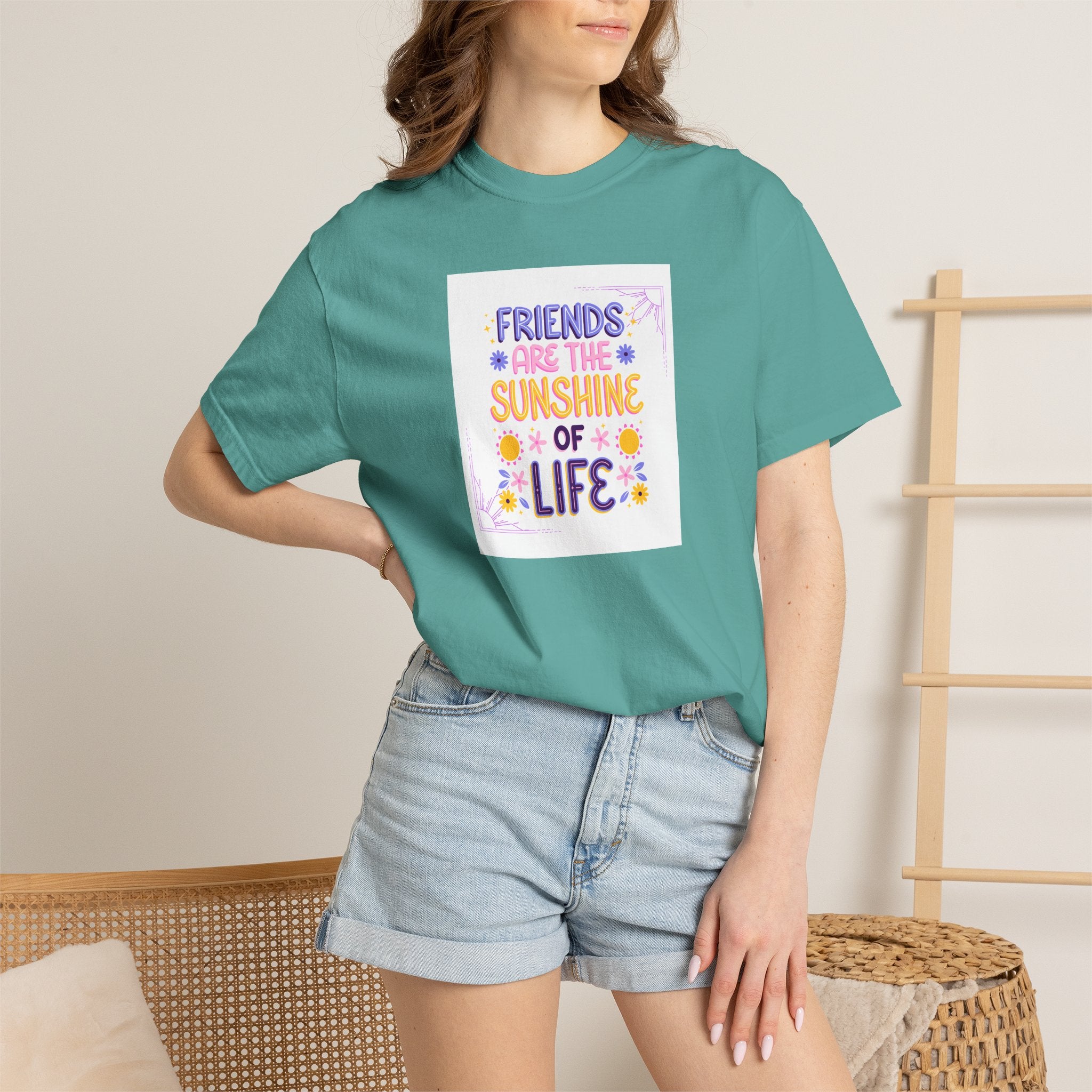 T-Shirt — "Friends Are the Sunshine of Life" Floral Graphic Tee