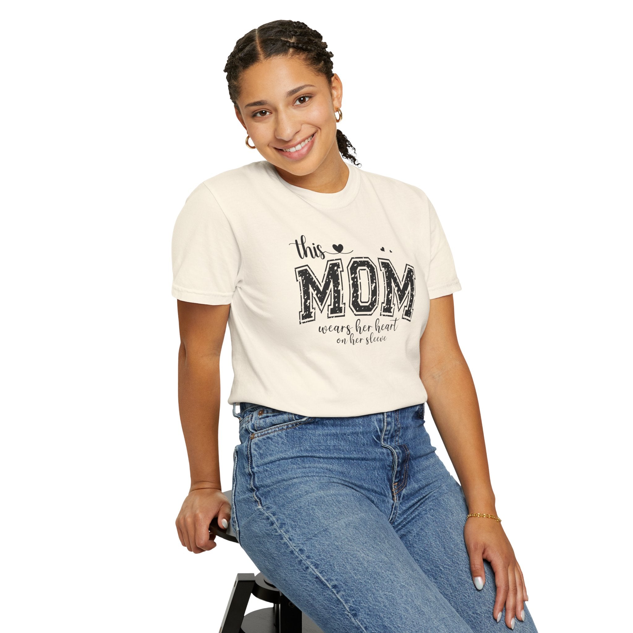 Mom Wears Her Heart On Her Sleeve T-Shirt – Mother's Day Gift Tee