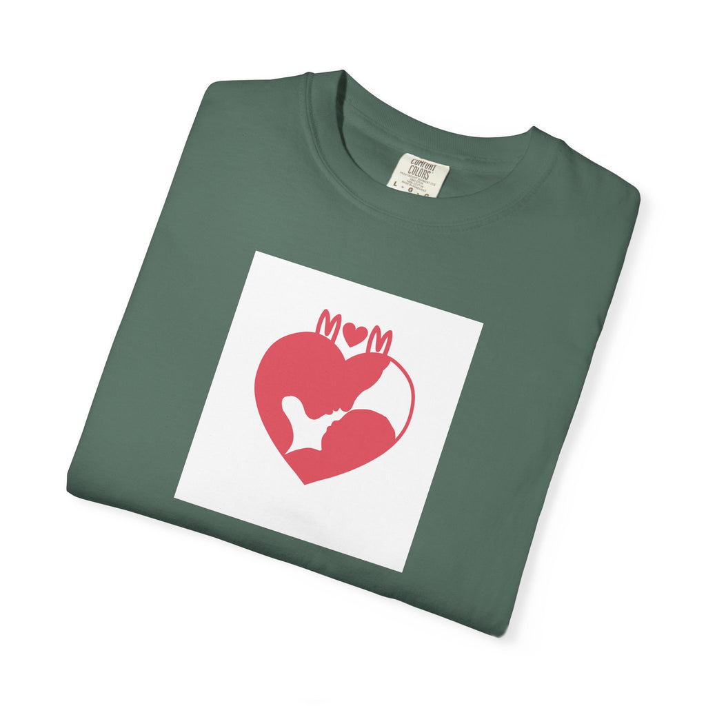 Mom Heart Cat T-Shirt – Cute Pet Mom Graphic Tee