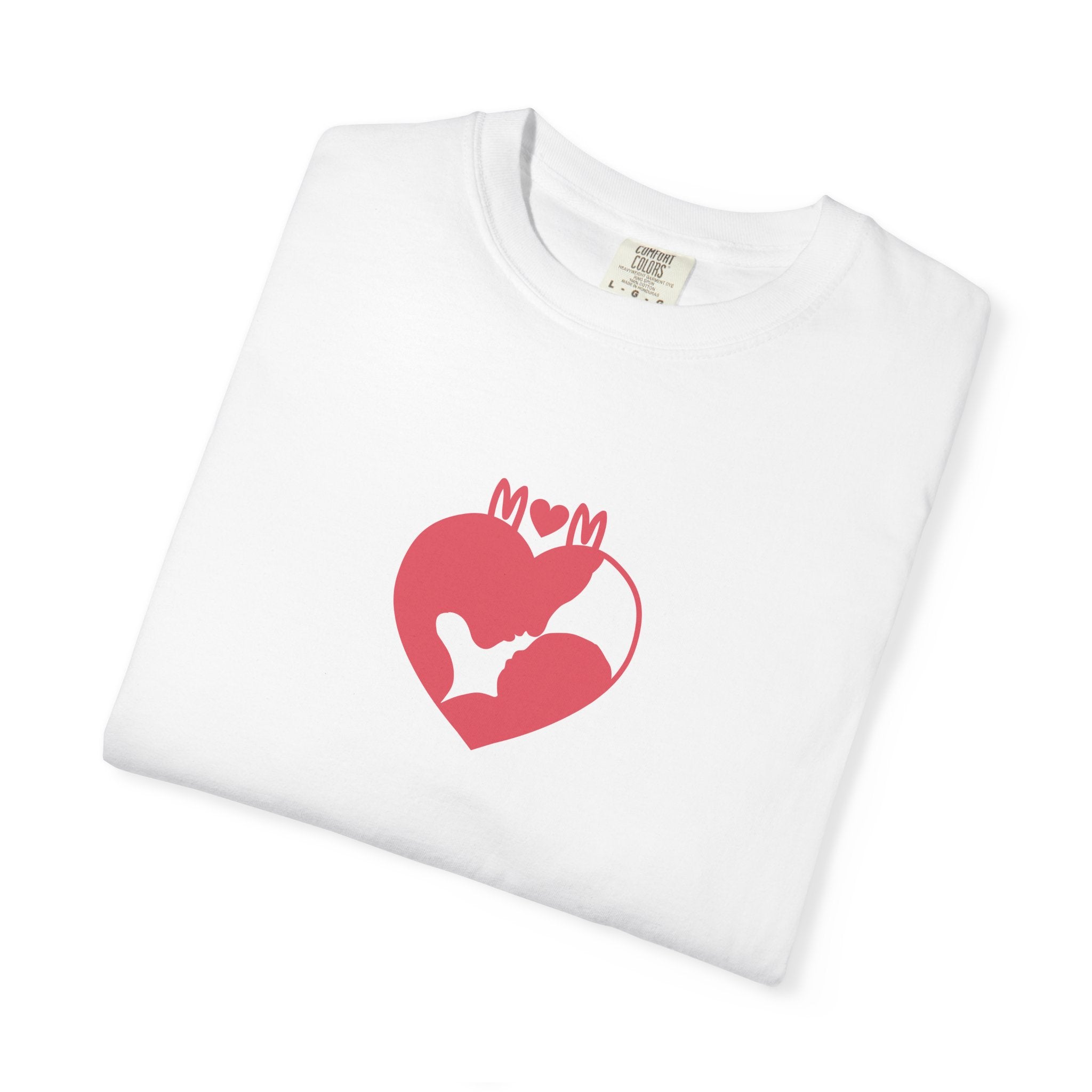 Mom Heart Cat T-Shirt – Cute Pet Mom Graphic Tee